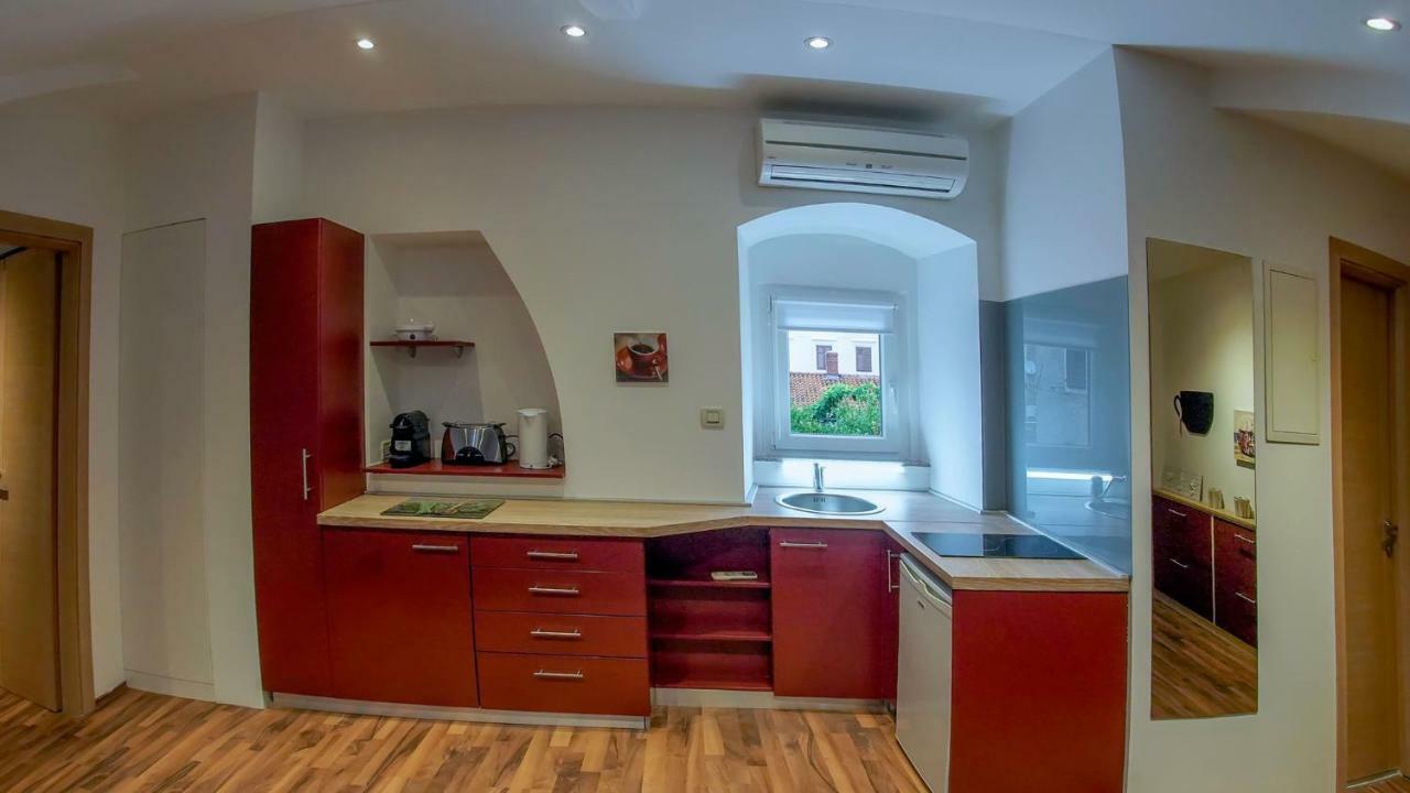 Bb-Pomerio 1&2 Rijeka Exterior photo